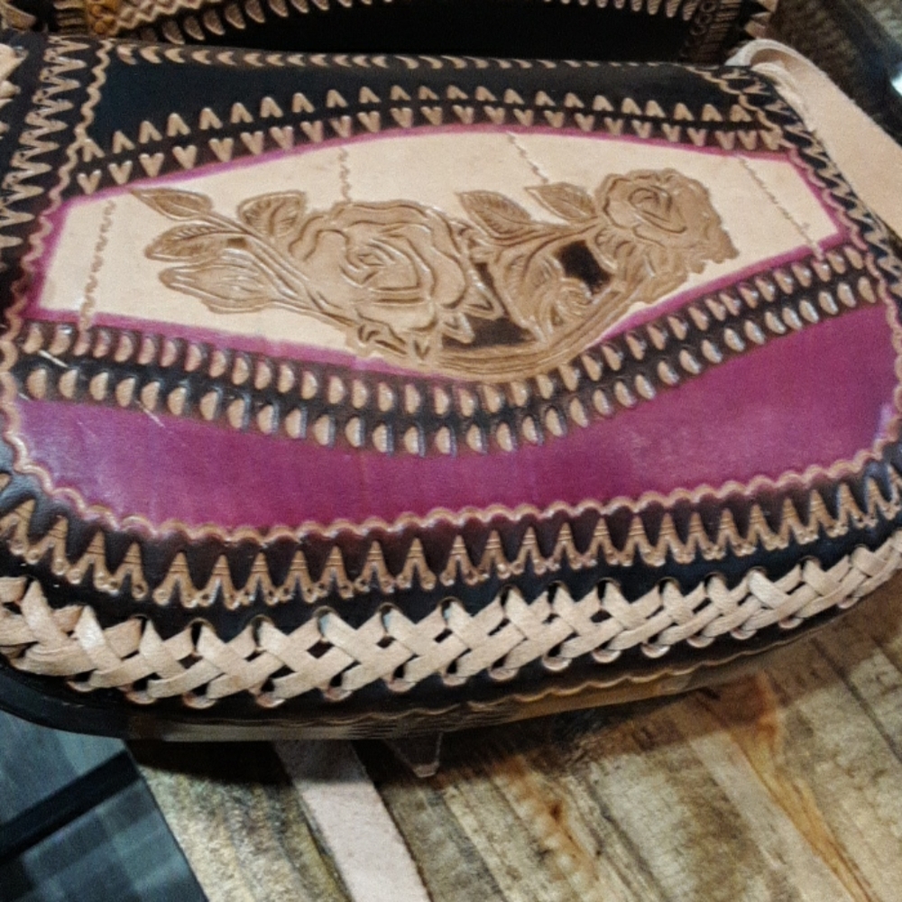 Ladies purses - Picture 7 of 8